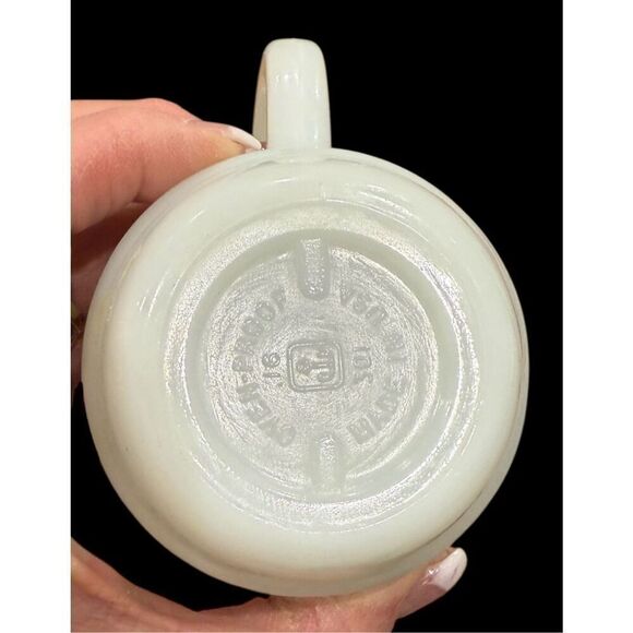 Vintage Pepsi/Disney Collab Minnie Mouse Milk Glass Mug 1970’s - Picture 7 of 7